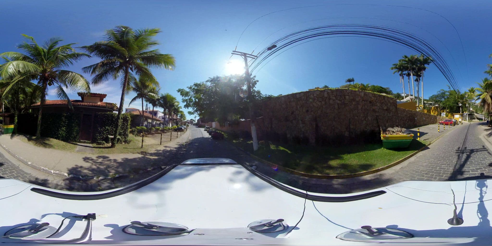 Street view near Pousada Bahiamarela, Armação dos Búzios — © 360 (CC BY-SA · Mapillary)