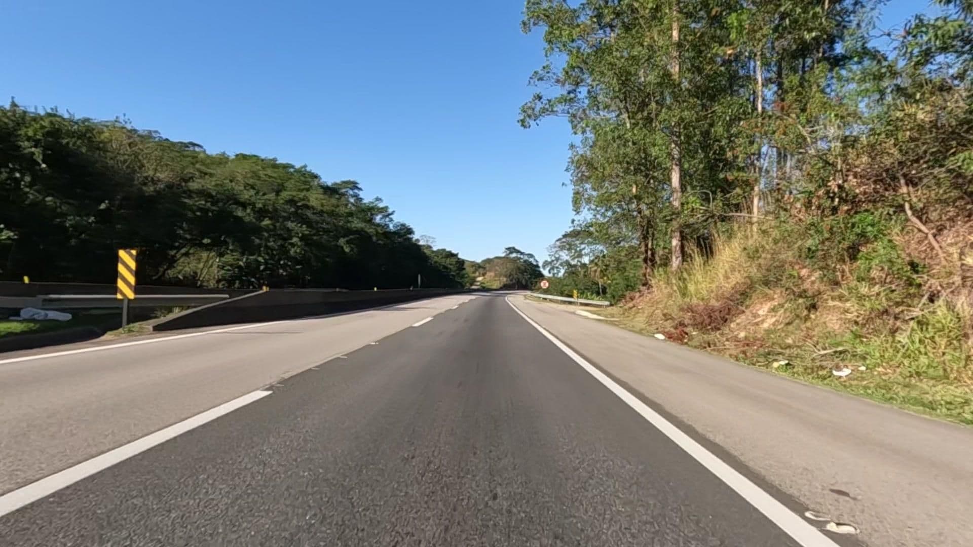Street view near Pousada das Garças, Carapebus — © HOUER (CC BY-SA · Mapillary)