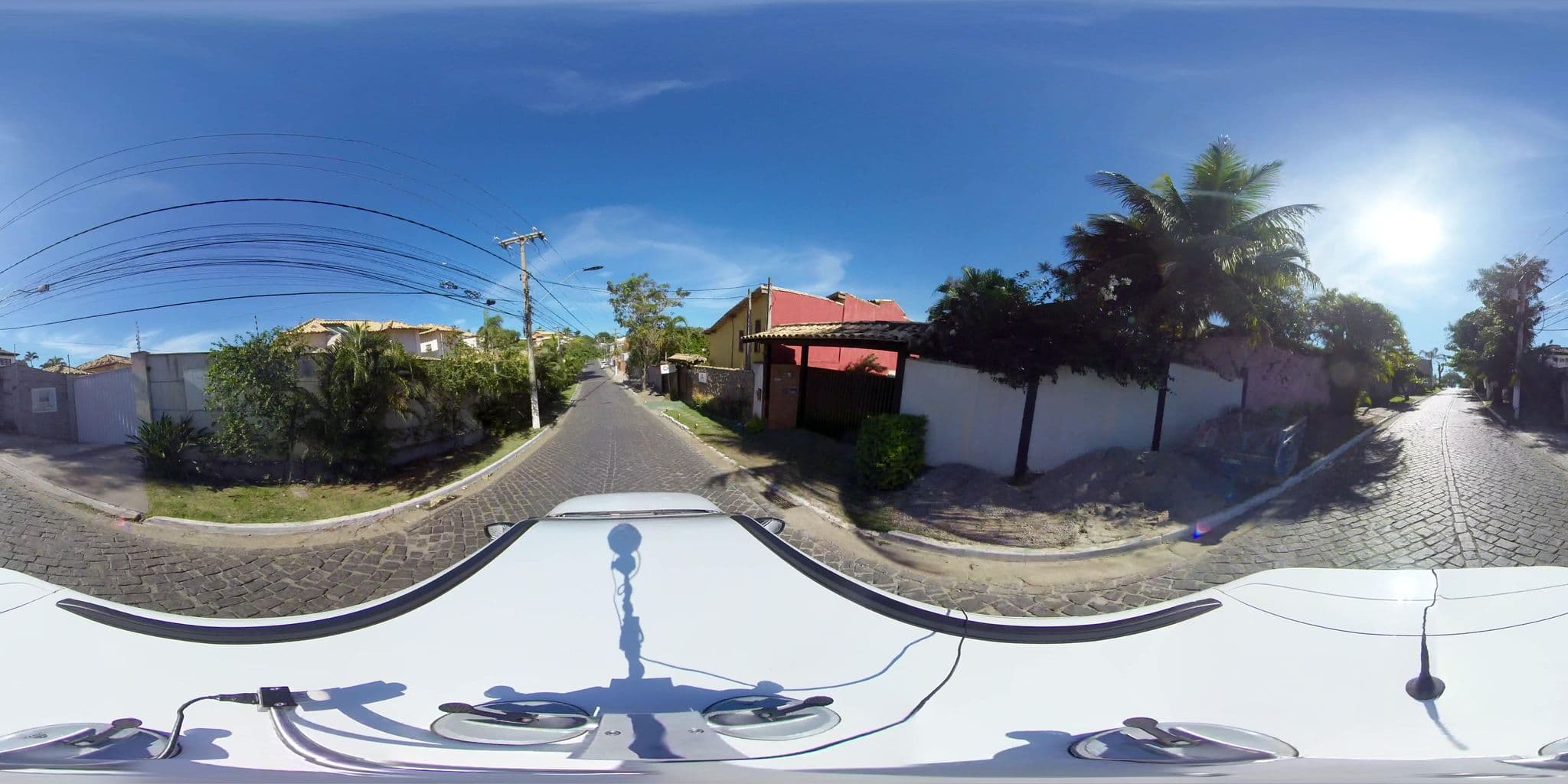 Street view near Abal Guest House, Armação dos Búzios — © 360 (CC BY-SA · Mapillary)