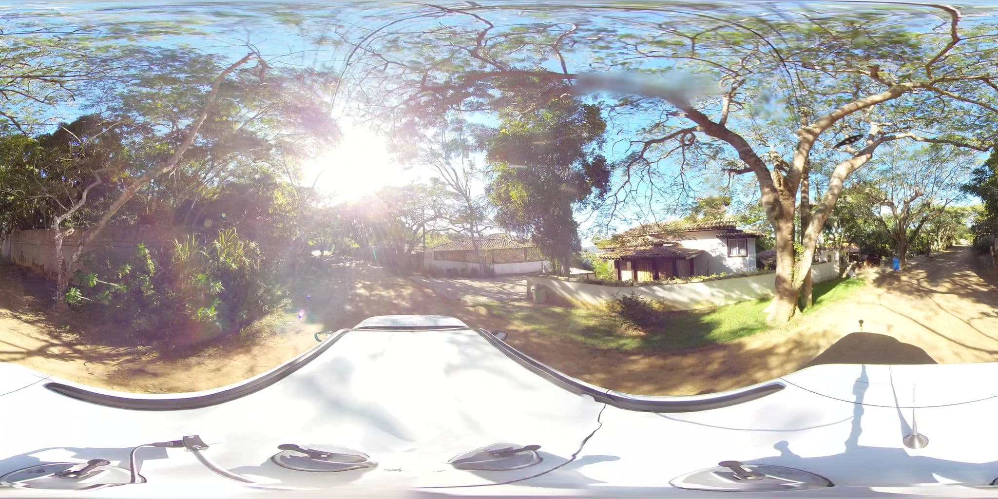 Street view near Pousada Blue Marlin, Armação dos Búzios — © 360 (CC BY-SA · Mapillary)
