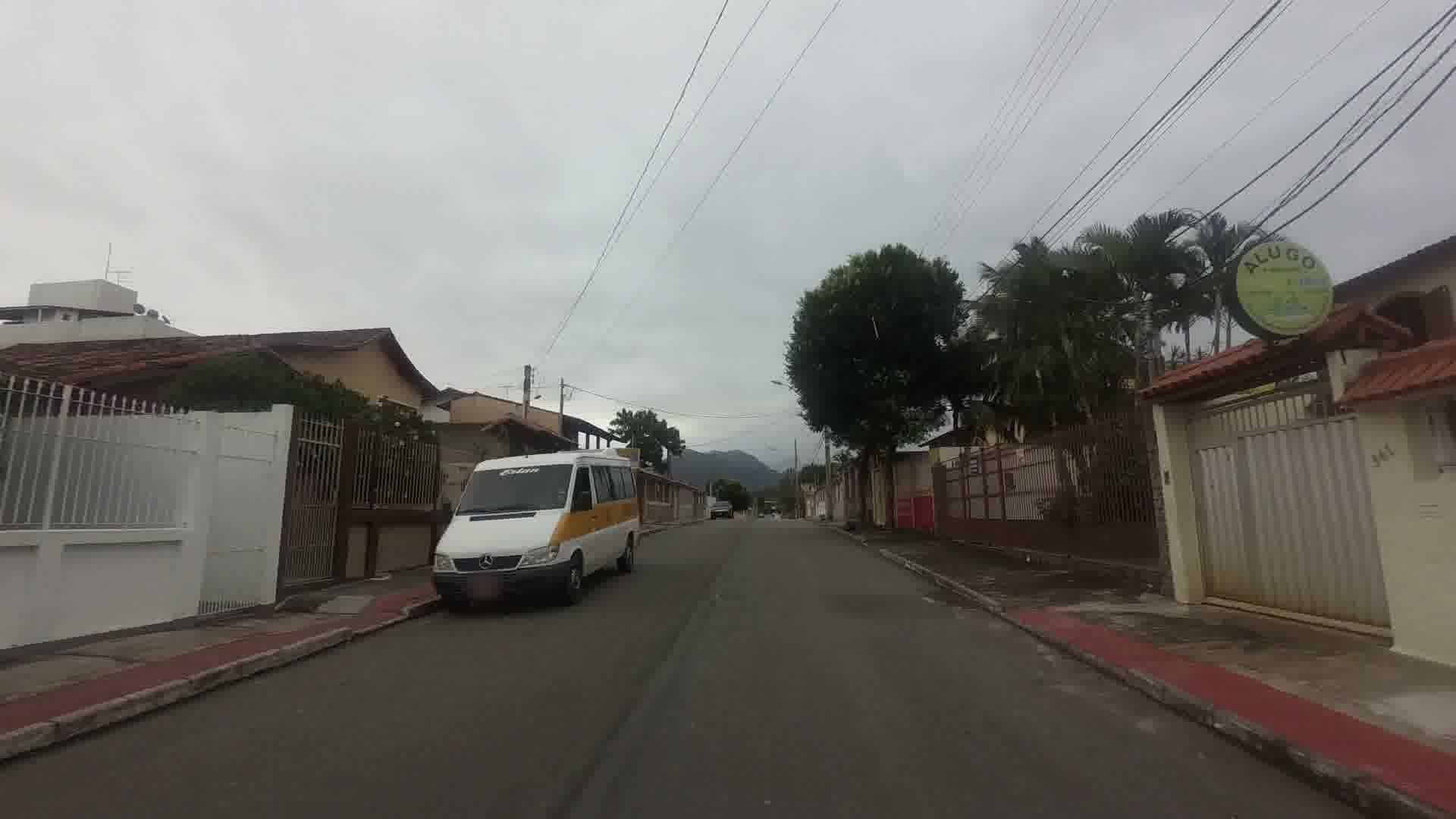 Street view near Hotel e Restaurante Castelo, Guarapari — © skippern (CC BY-SA · Mapillary)