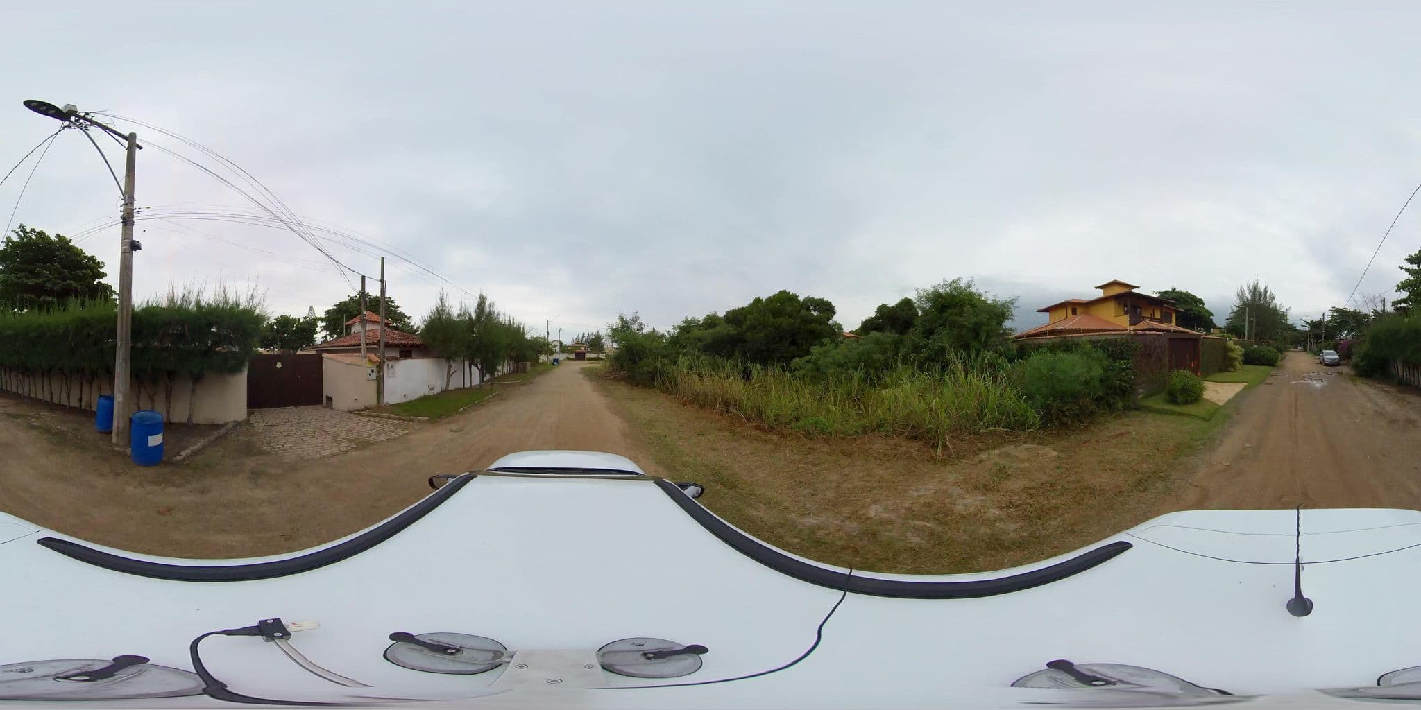 Street view near Pedro Pescador Guesthouse, Armação dos Búzios — © 360 (CC BY-SA · Mapillary)