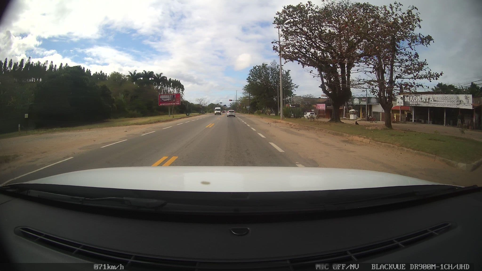 Street view near Motel Villa di Mare, Macaé — © kaart_2 (CC BY-SA · Mapillary)