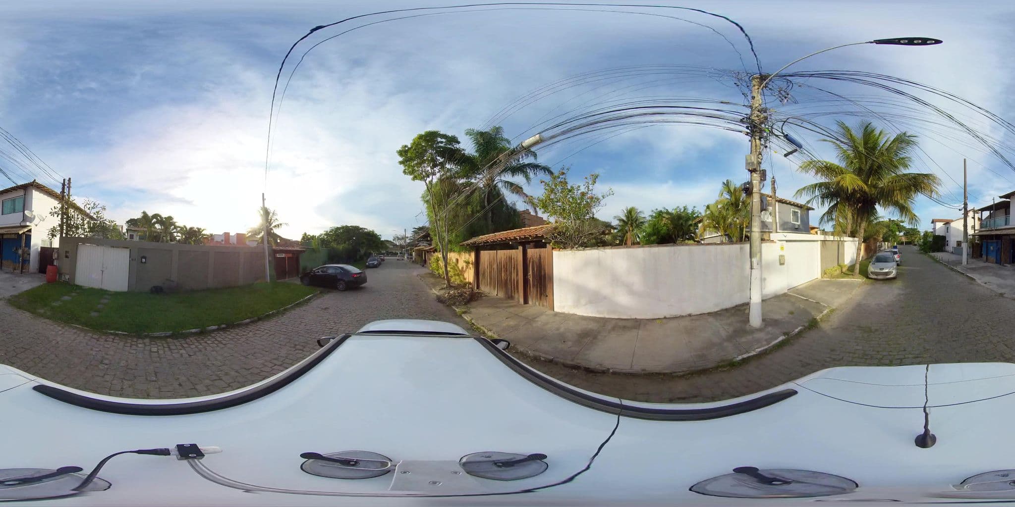 Street view near La Maison de Vacances, Armação dos Búzios — © 360 (CC BY-SA · Mapillary)