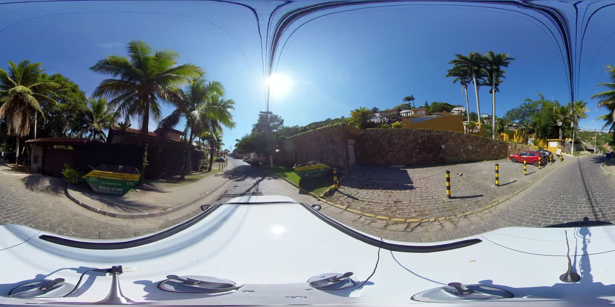 Street view near Hotel Bahiamarela, Buzios., Armação dos Búzios — © 360 (CC BY-SA · Mapillary)