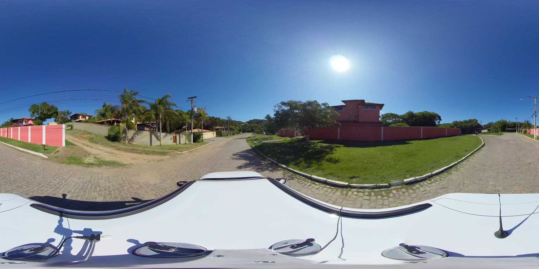 Street view near Pousada Le Jardim, Armação dos Búzios — © 360 (CC BY-SA · Mapillary)
