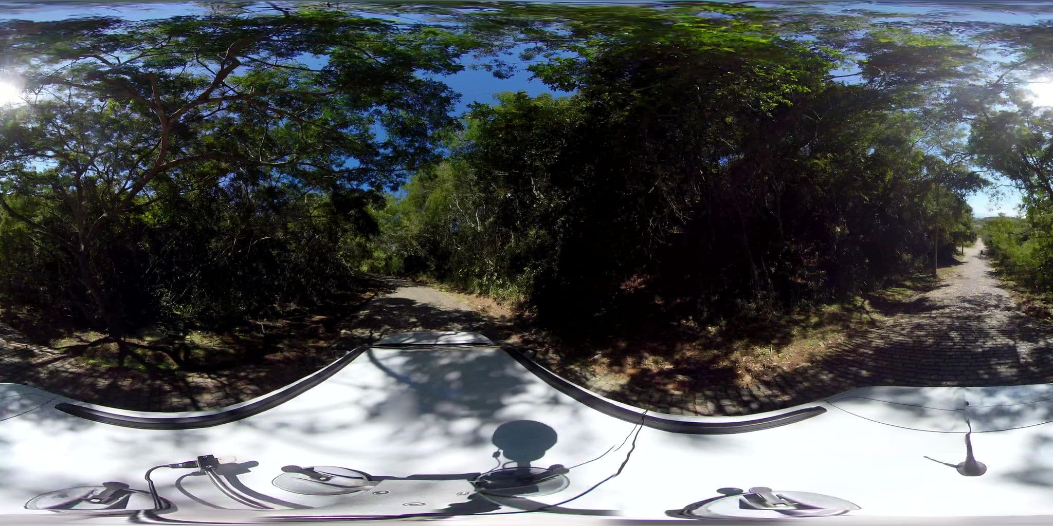 Street view near Vila Flores, Armação dos Búzios — © 360 (CC BY-SA · Mapillary)