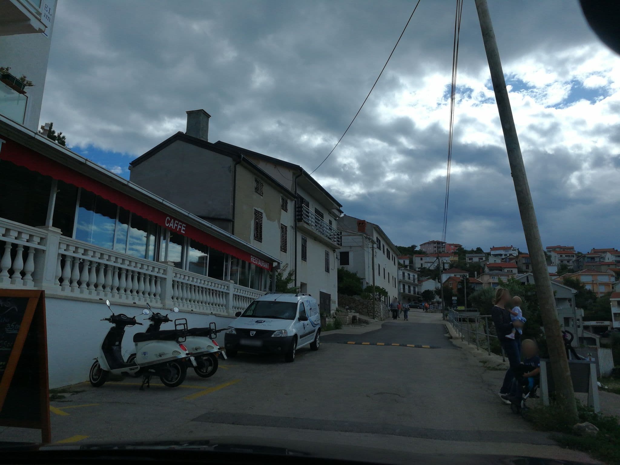 Street view near Argentum, Punat — © uetti (CC BY-SA · Mapillary)