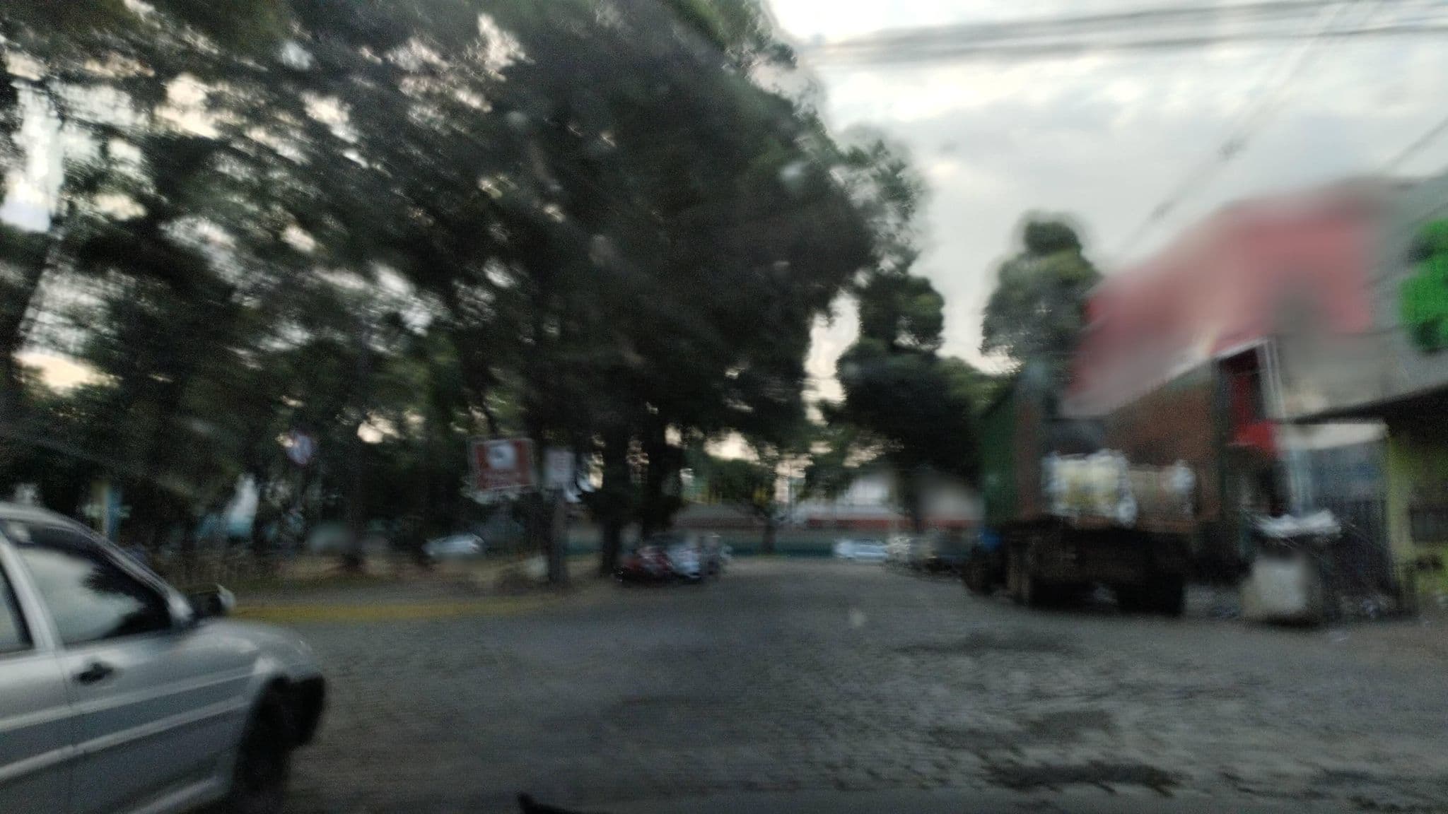 Street view near Hotel Redentor, Governador Valadares — © Kaart_Local (CC BY-SA · Mapillary)