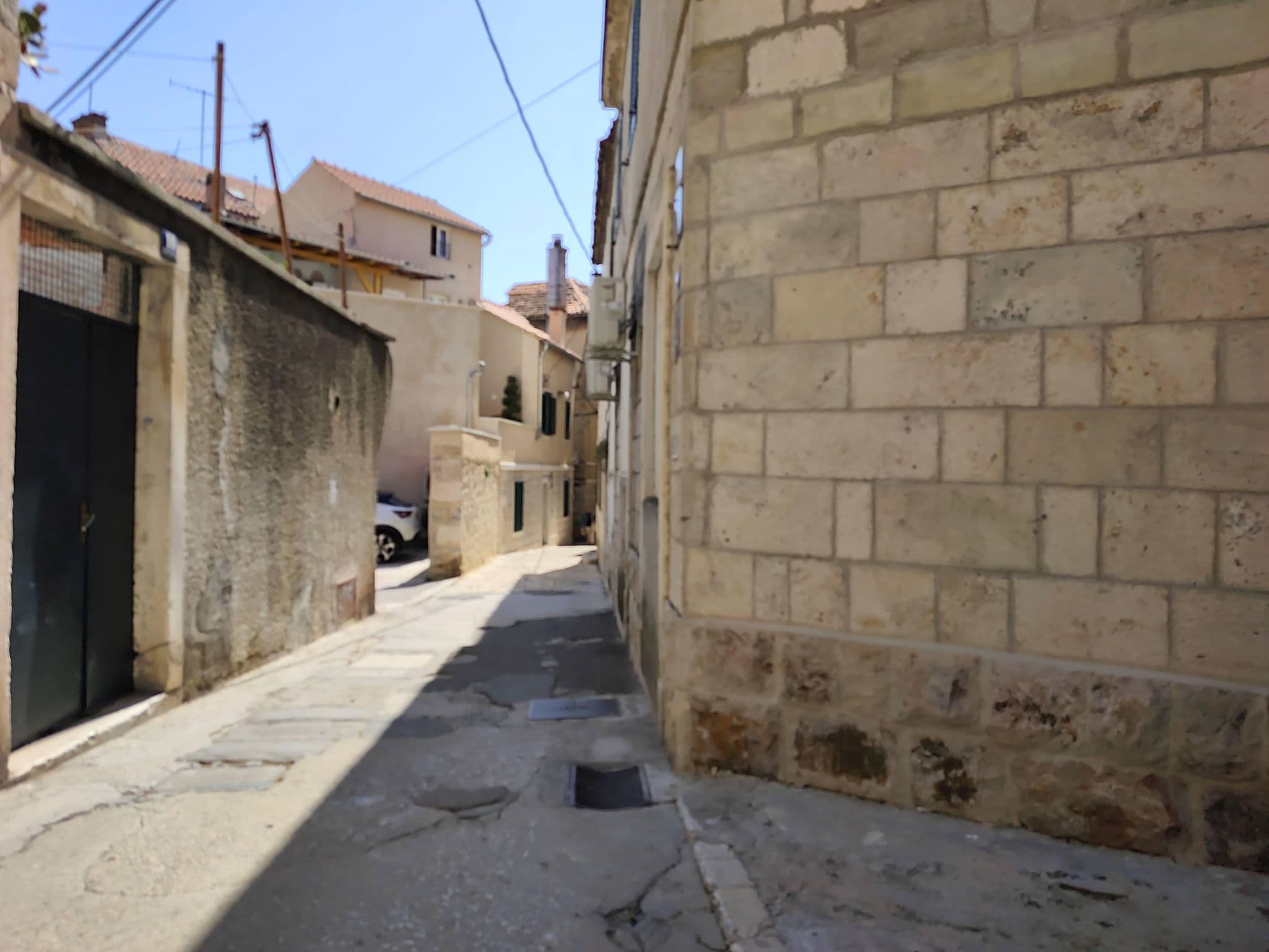 Street view near Stipan, Split — © Duro (CC BY-SA · Mapillary)