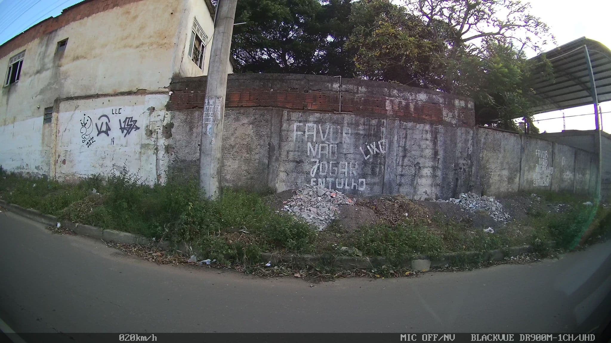 Street view near Kiss Motel, Vitória — © kaart_2 (CC BY-SA · Mapillary)