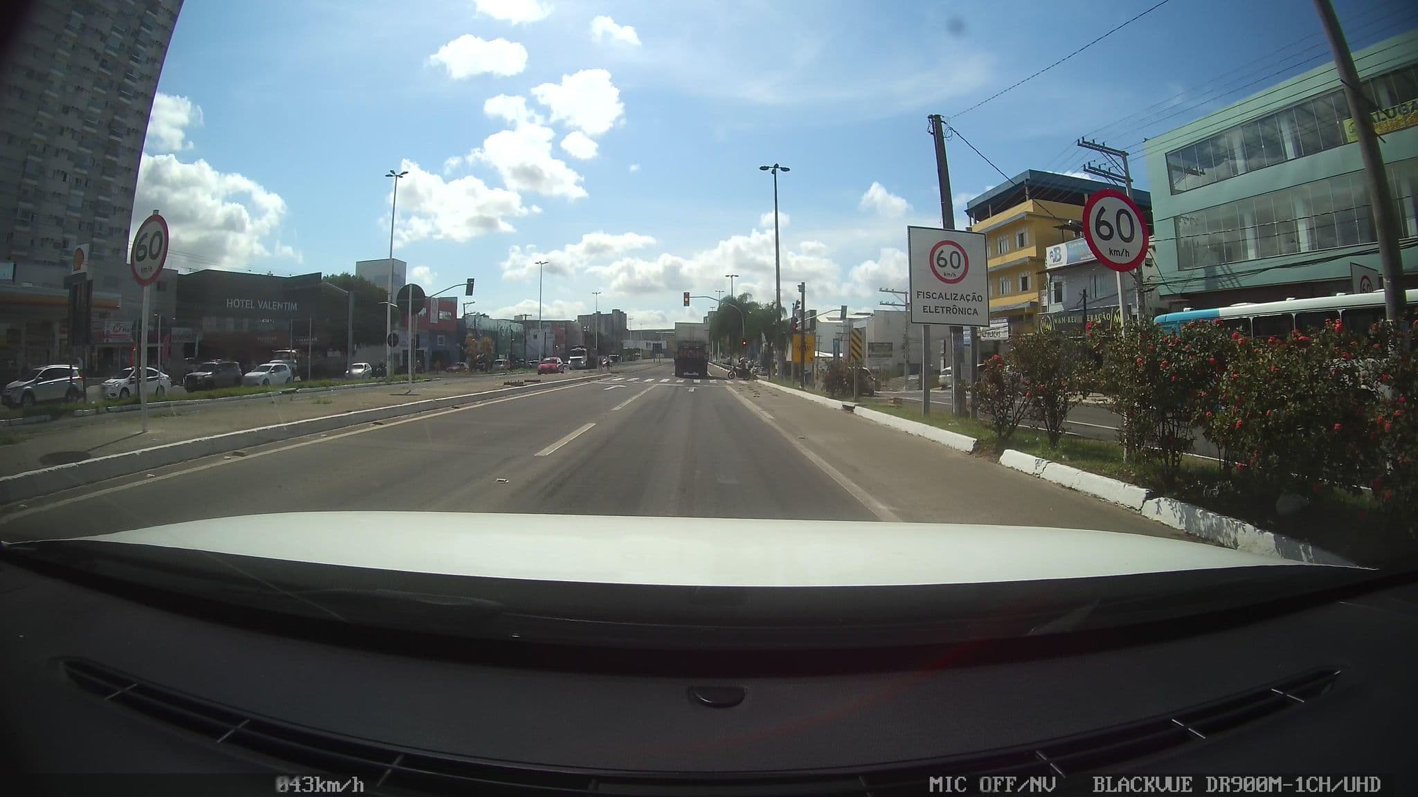 Street view near Pousada Valentim, Vitória — © kaart_2 (CC BY-SA · Mapillary)