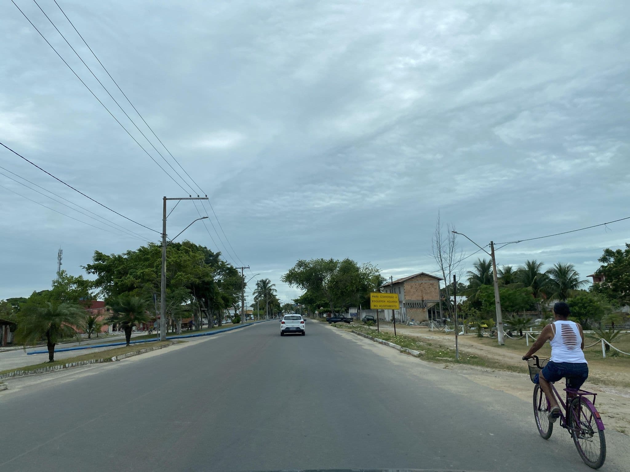 Street view near Goiás Praia Hotel, Nova Viçosa — © qualhano (CC BY-SA · Mapillary)