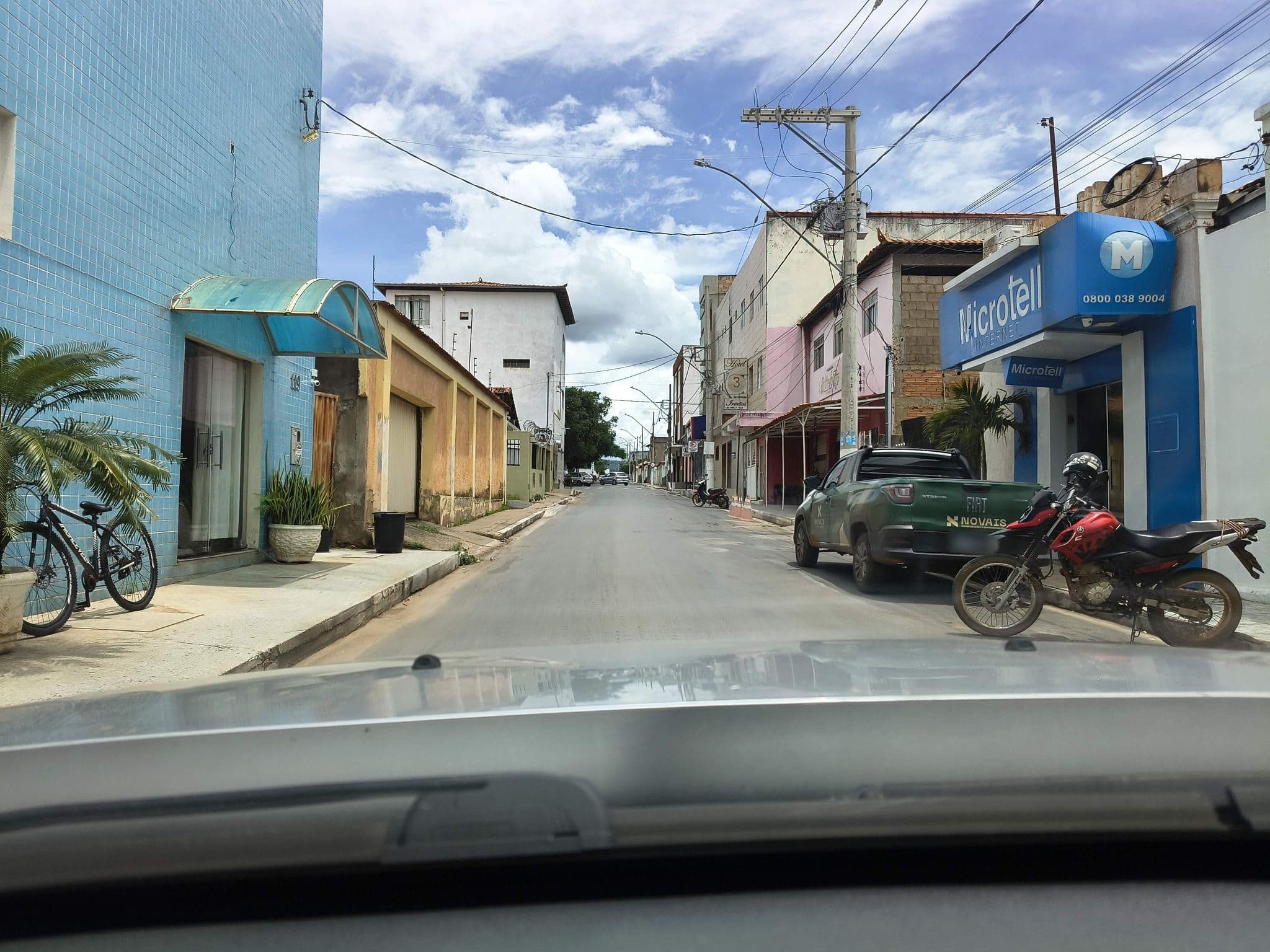 Street view near Doceneira Palace Hotel, Jequitaí — © nomondo (CC BY-SA · Mapillary)