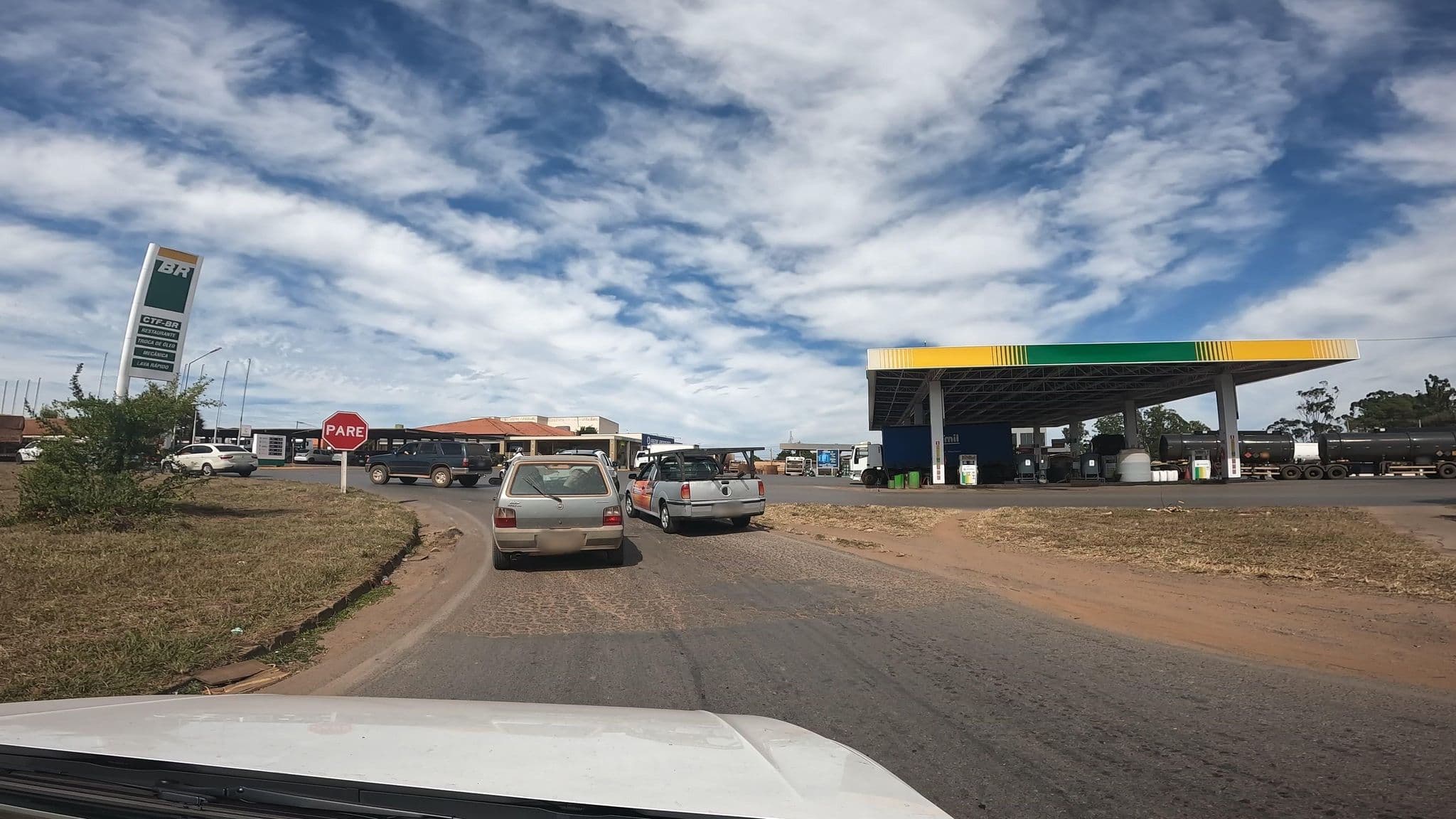 Street view near Hotel Ditasa, João Pinheiro — © Solve (CC BY-SA · Mapillary)