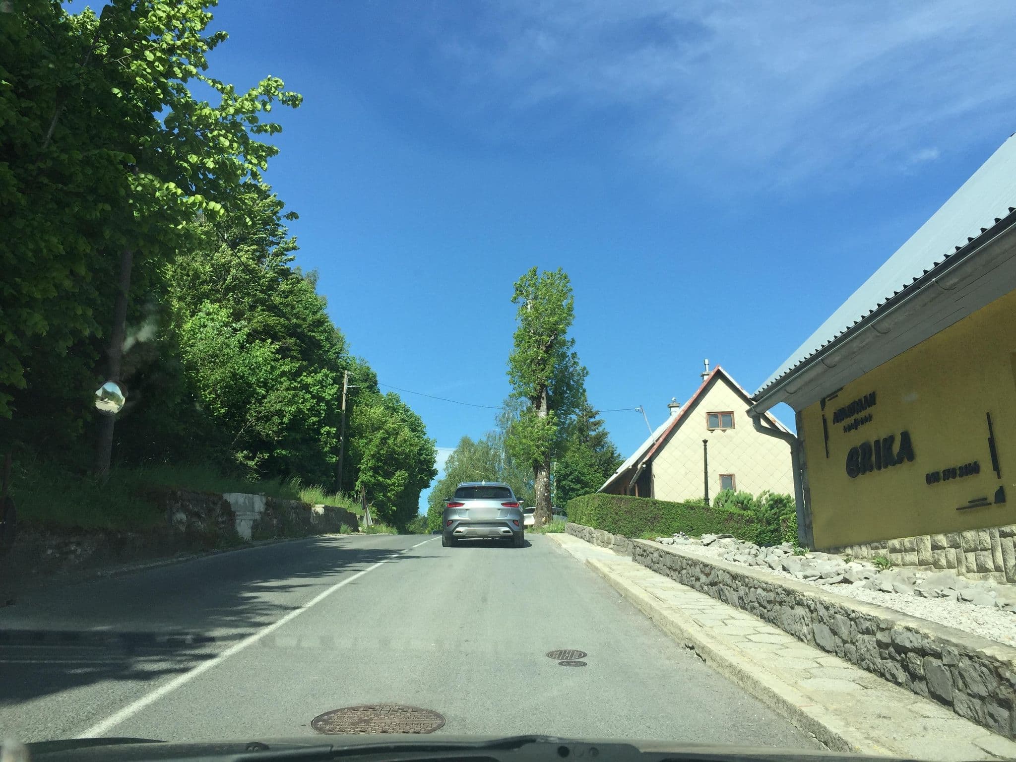 Street view near Soba Erika, Hreljin — © igorzo (CC BY-SA · Mapillary)