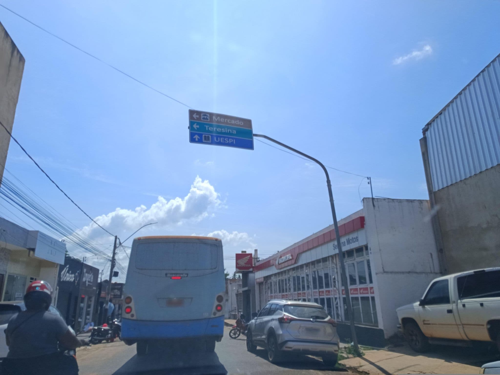 Street view near Pousada Papagayu's, Corrente — © felipedantas (CC BY-SA · Mapillary)