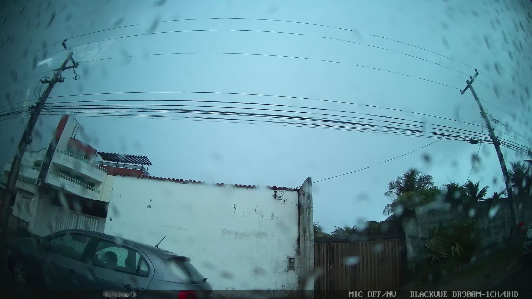 Street view near Hotel Calhau, São Luís — © kaart_1 (CC BY-SA · Mapillary)