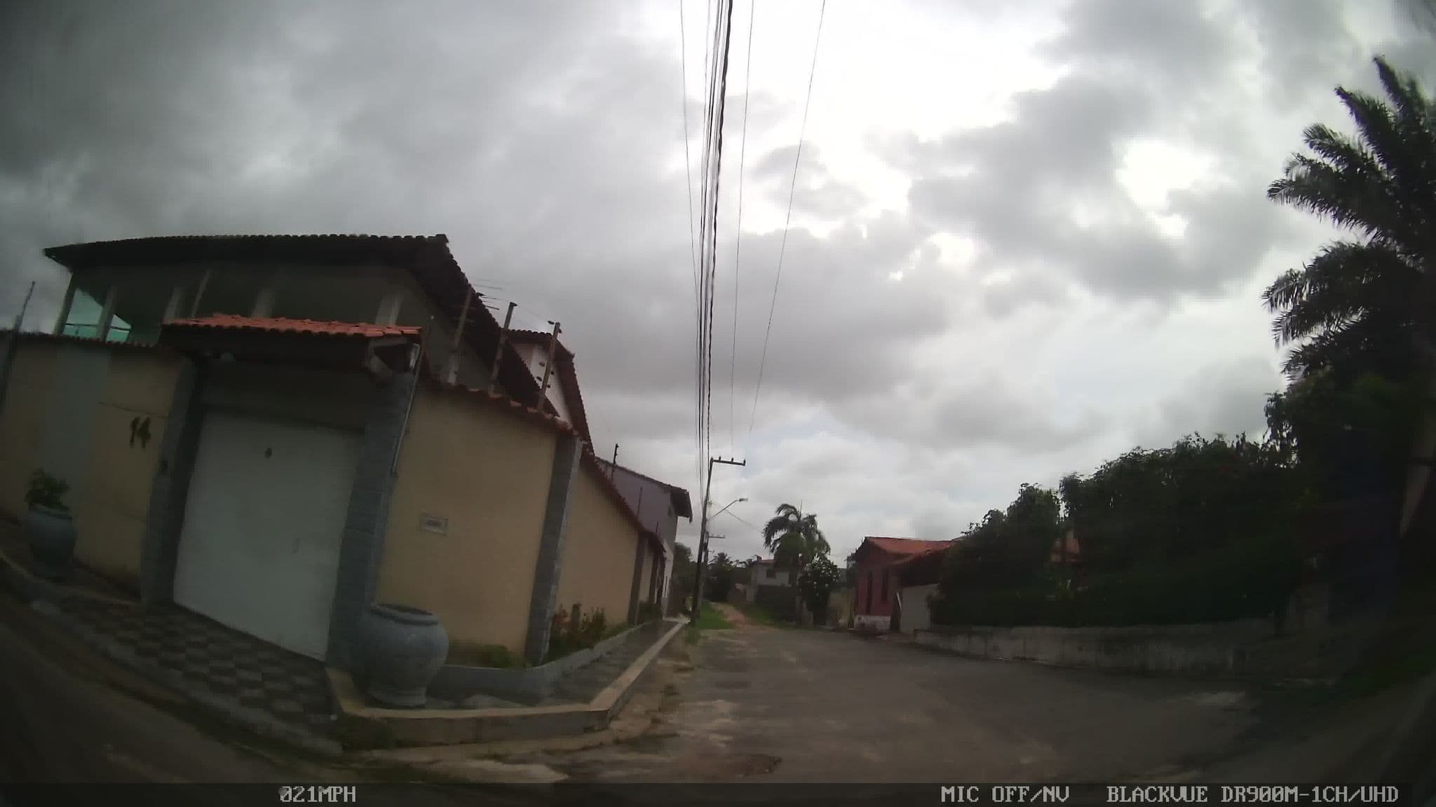 Street view near Pousada Vila do Mar, São Luís — © kaart_1 (CC BY-SA · Mapillary)