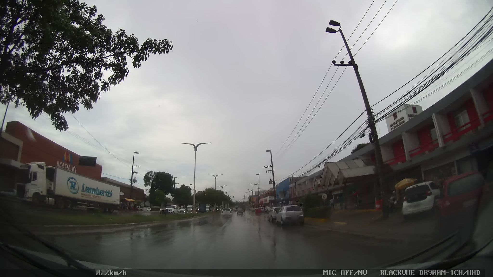 Street view near Hotel Parque Boulevar, São Luís — © kaart_1 (CC BY-SA · Mapillary)