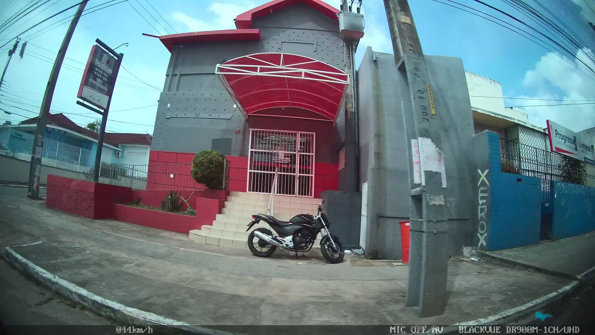 Street view near Pousada Apicum, São Luís — © kaart_1 (CC BY-SA · Mapillary)