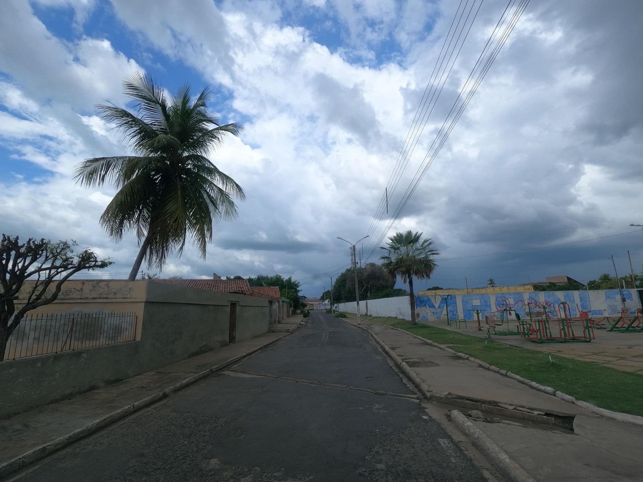 Street view near Hotel Central, Campo Maior — © MuitoAlemdasFronteiras (CC BY-SA · Mapillary)