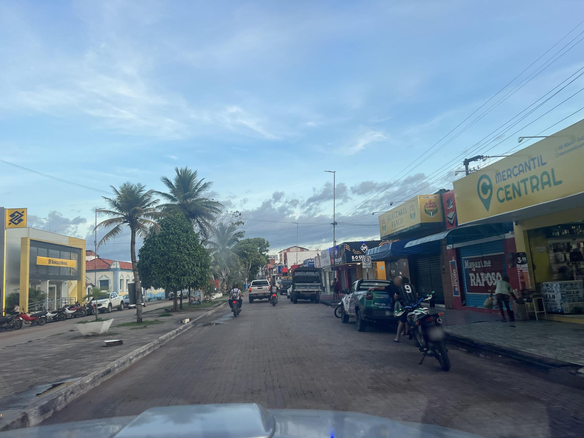 Street view near Casa Moana, Barreirinhas — © jaderbavaresco (CC BY-SA · Mapillary)