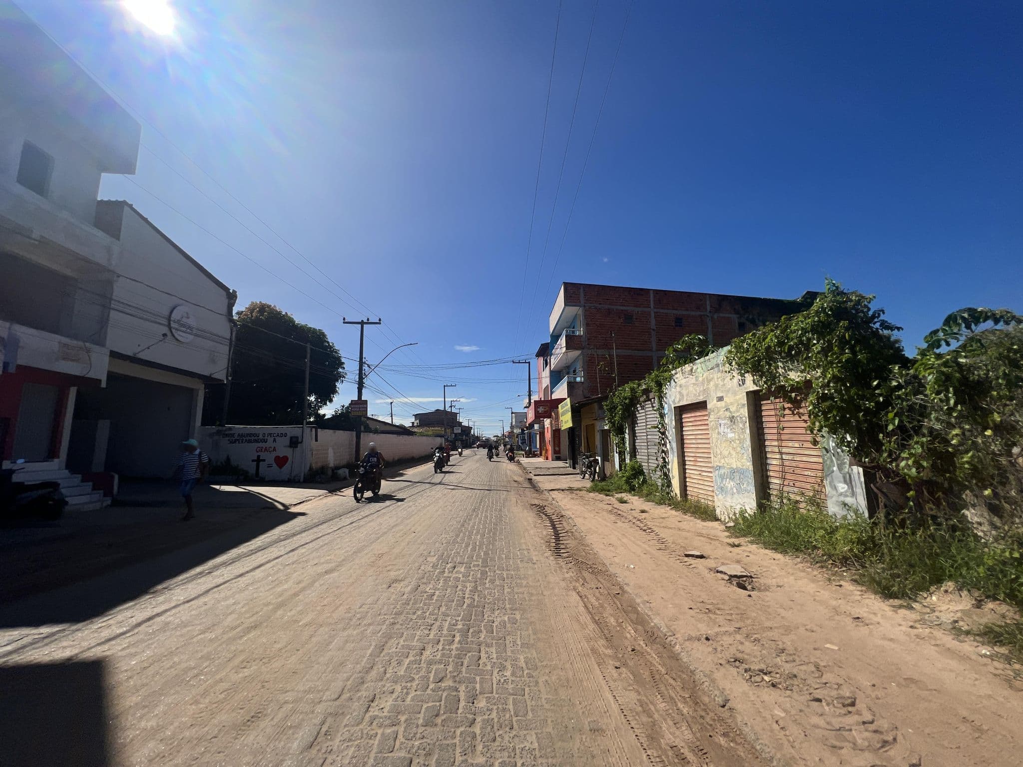 Street view near Pousada Du Jordano, Barreirinhas — © jaderbavaresco (CC BY-SA · Mapillary)