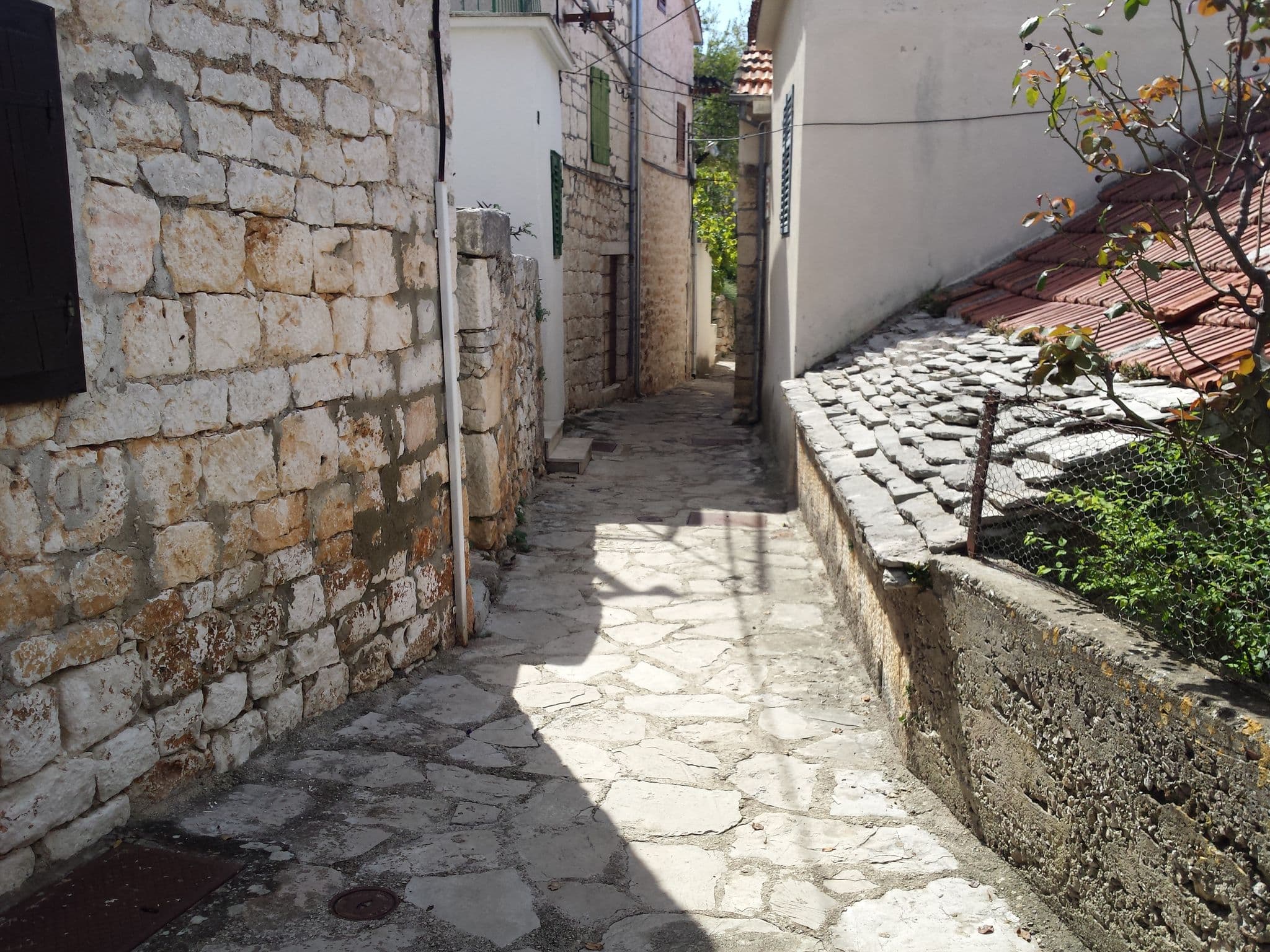 Street view near Riva House, Primošten — © janjko (CC BY-SA · Mapillary)