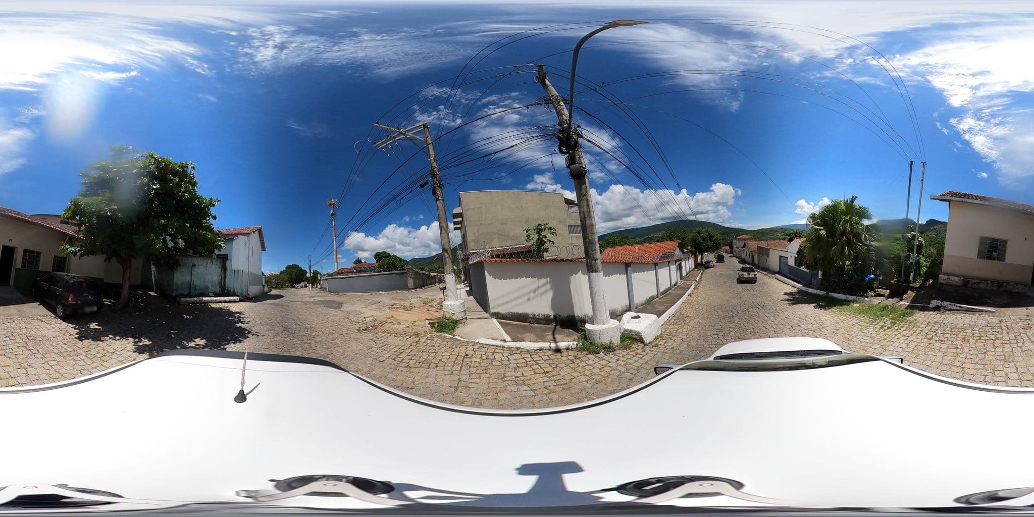 Street view near Diamond Palace Hotel, Almenara — © MuitoAlemdasFronteiras (CC BY-SA · Mapillary)