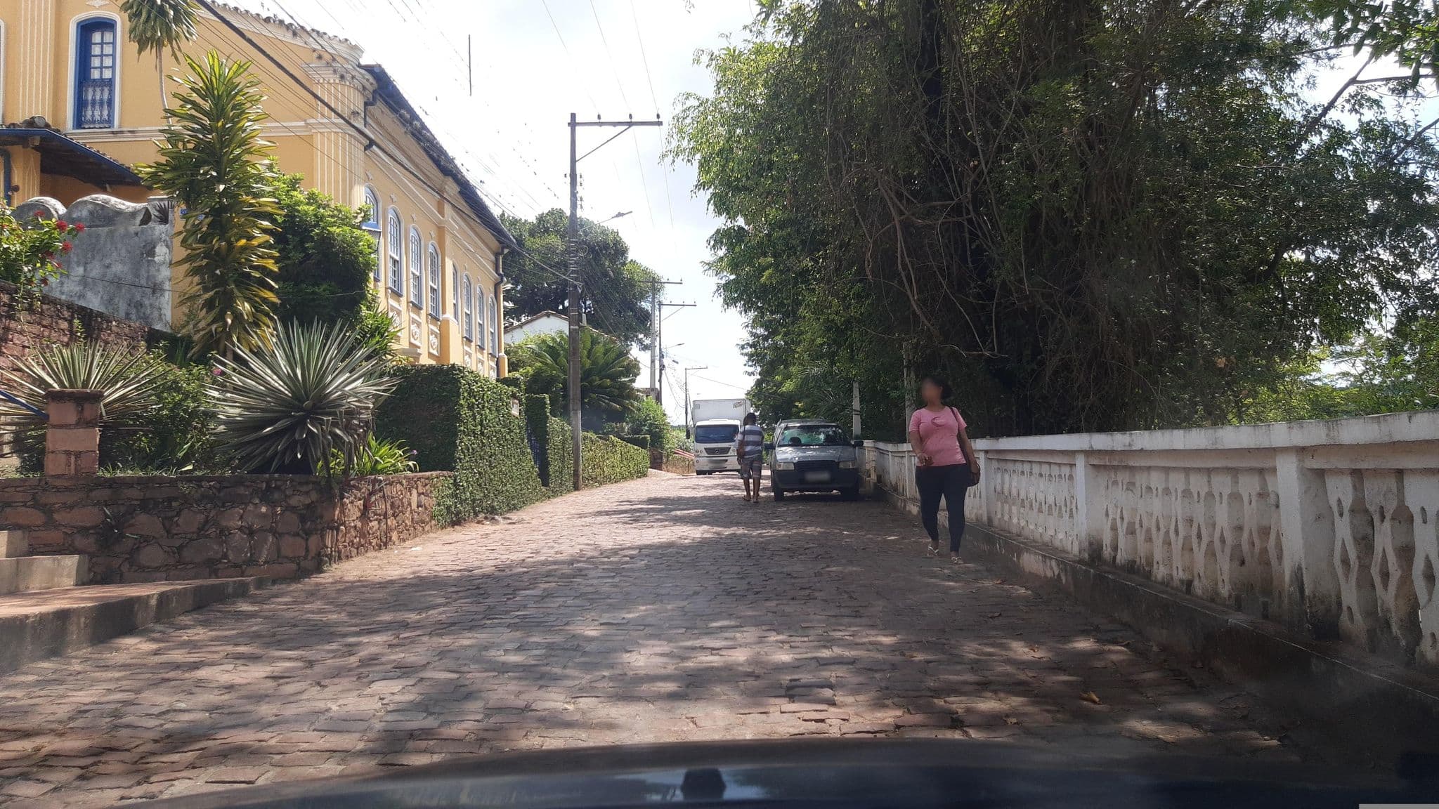 Street view near Pousada Raio de Sol, Lençóis — © britopatricia (CC BY-SA · Mapillary)