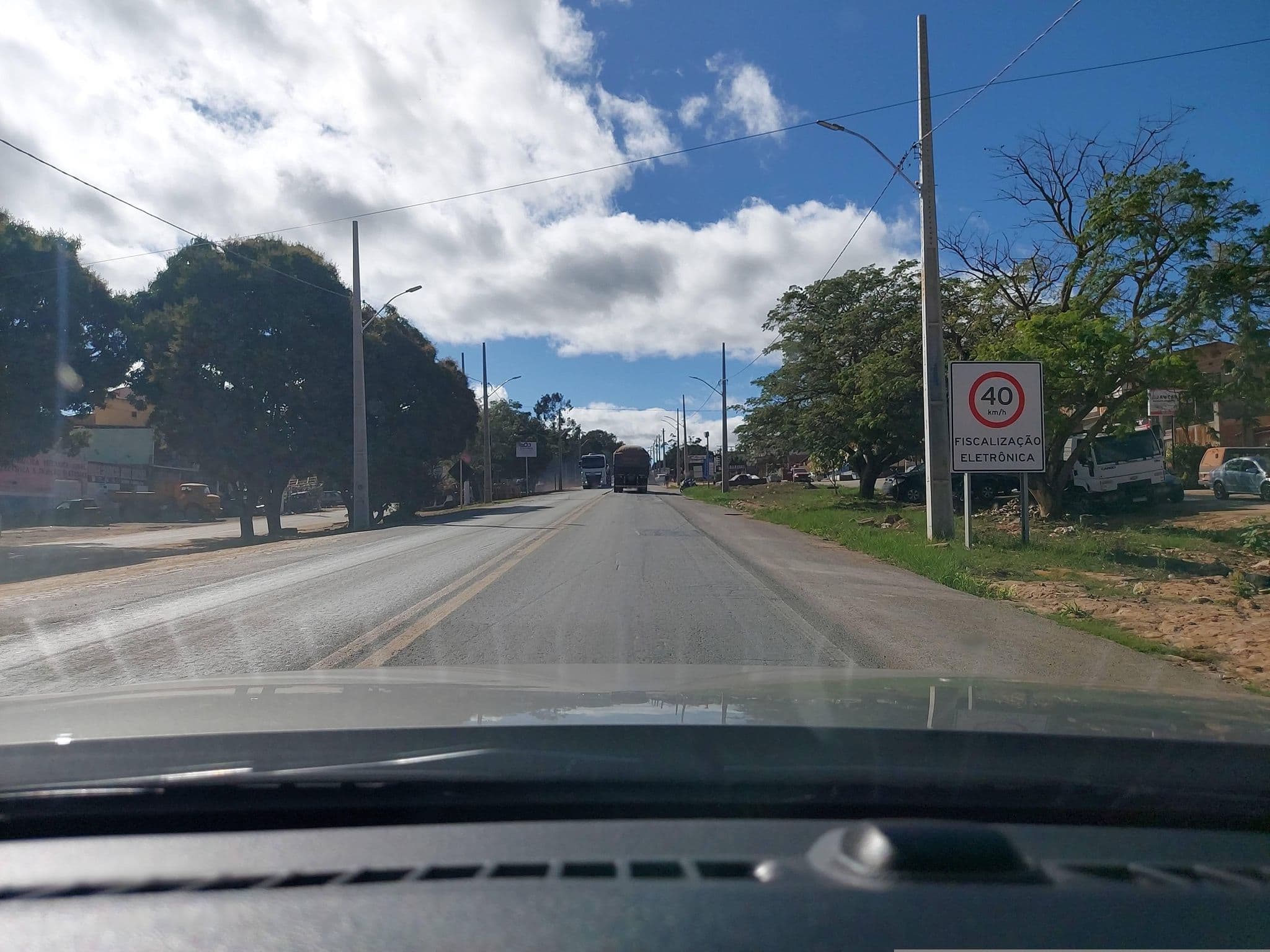 Street view near Hotel e Lanchonete Diamantina, Seabra — © georgenqueiroz (CC BY-SA · Mapillary)