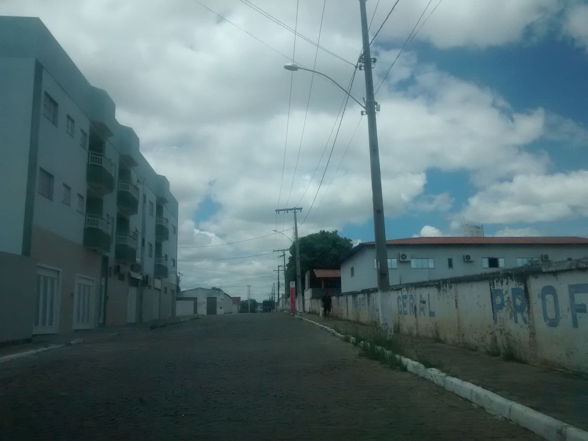 Street view near Status Motel, Brumado — © wille (CC BY-SA · Mapillary)
