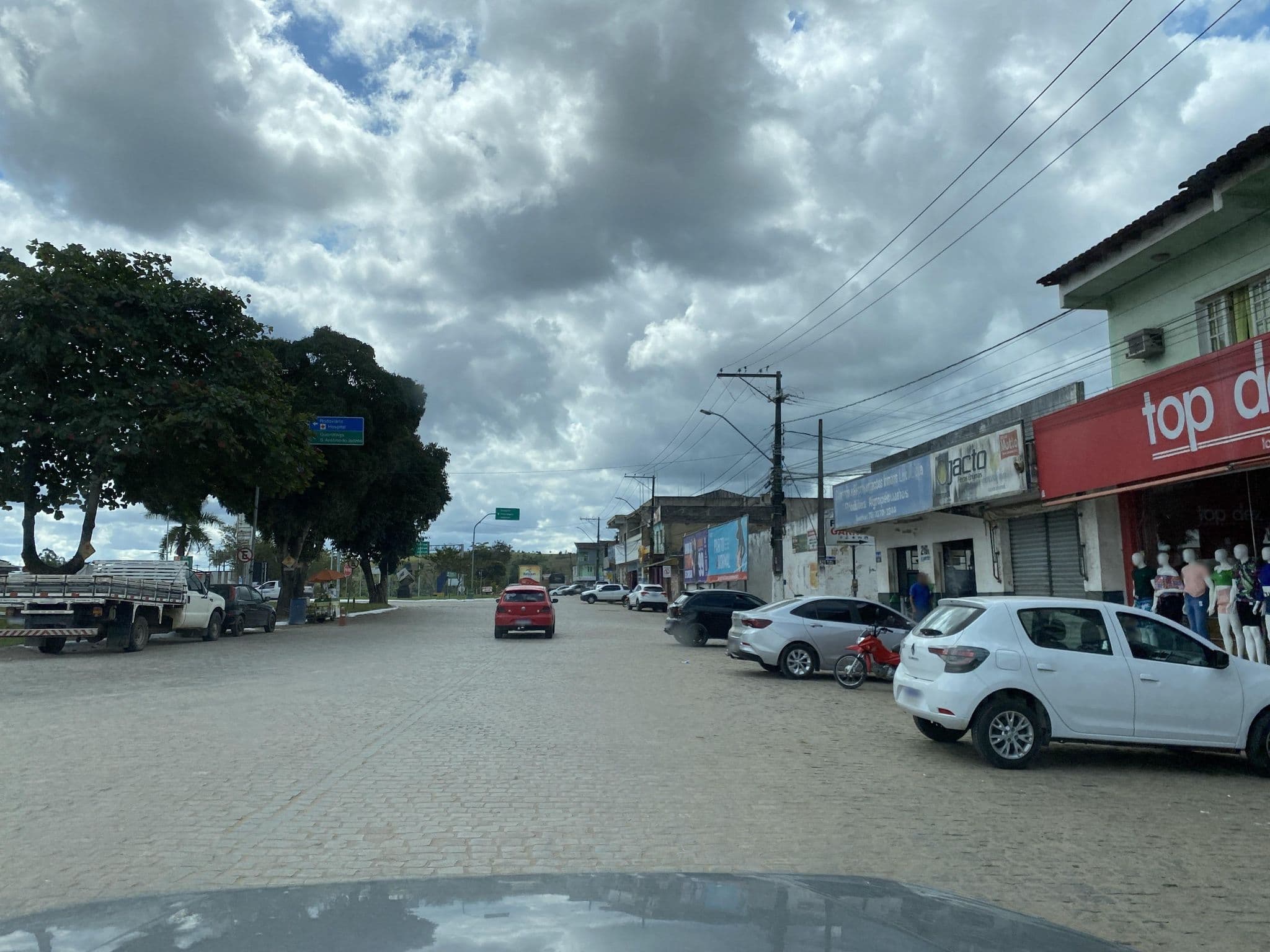 Street view near Hotel Caraiva, Itabela — © qualhano (CC BY-SA · Mapillary)