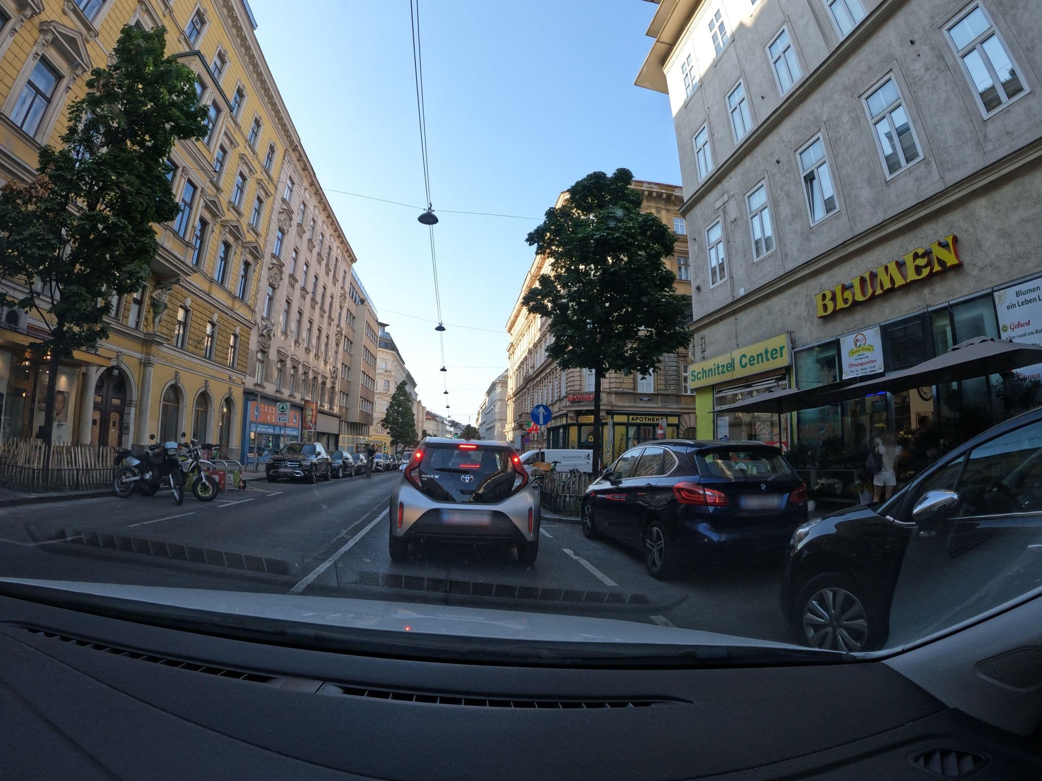 Street view near Four Points Flex by Sheraton, Margareten — © erias (CC BY-SA · Mapillary)