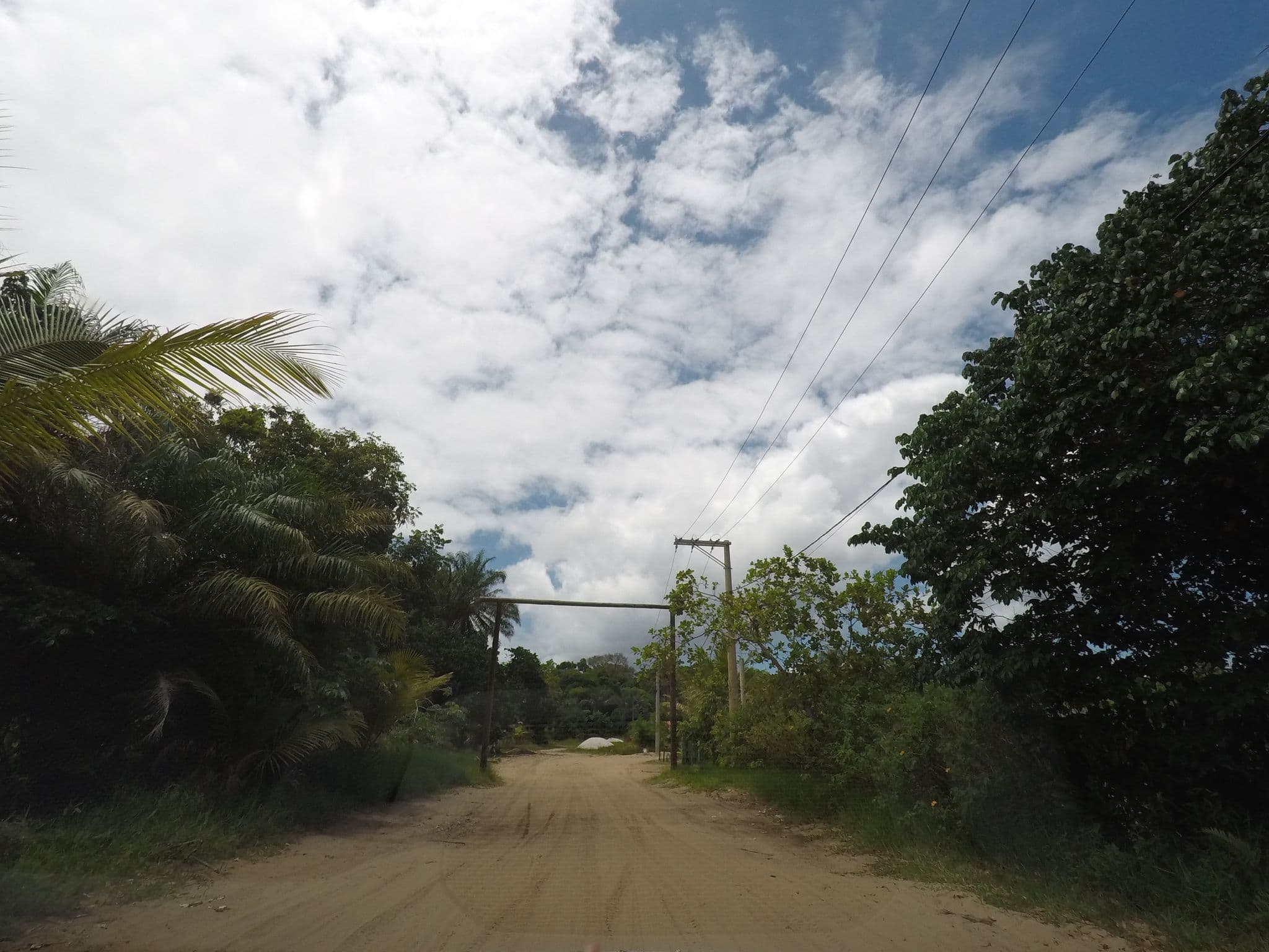Street view near Pousada Cais Dourado, Camamu — © pablo (CC BY-SA · Mapillary)