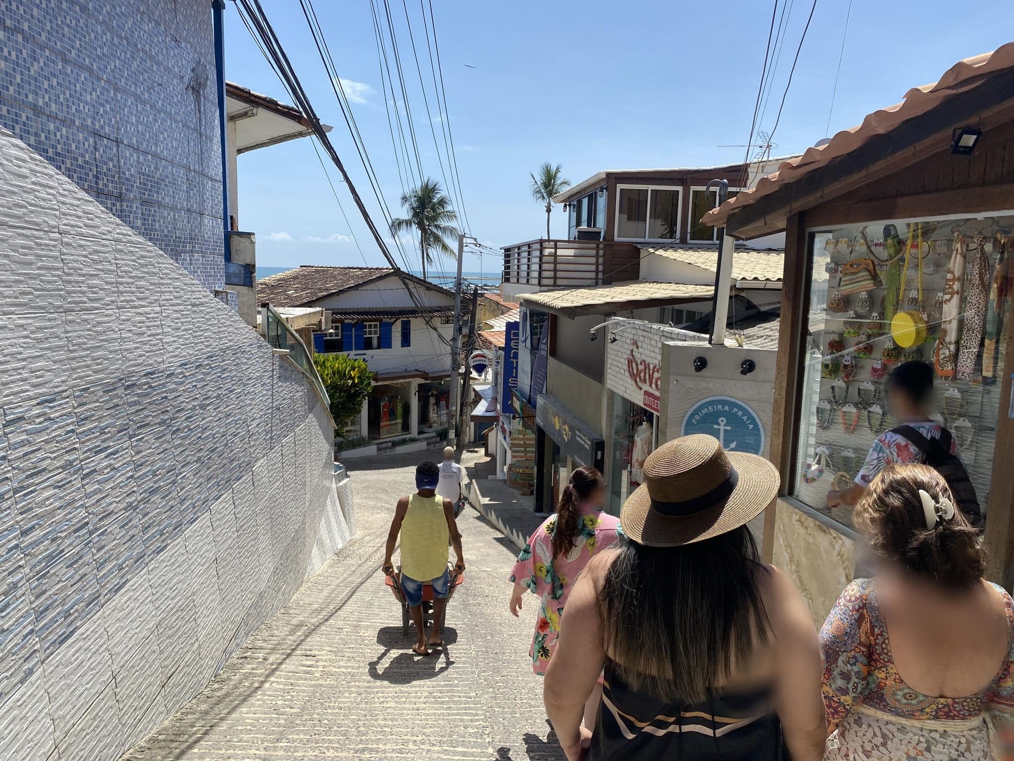 Street view near Flats Morro De São Paulo, Valença — © qualhano (CC BY-SA · Mapillary)