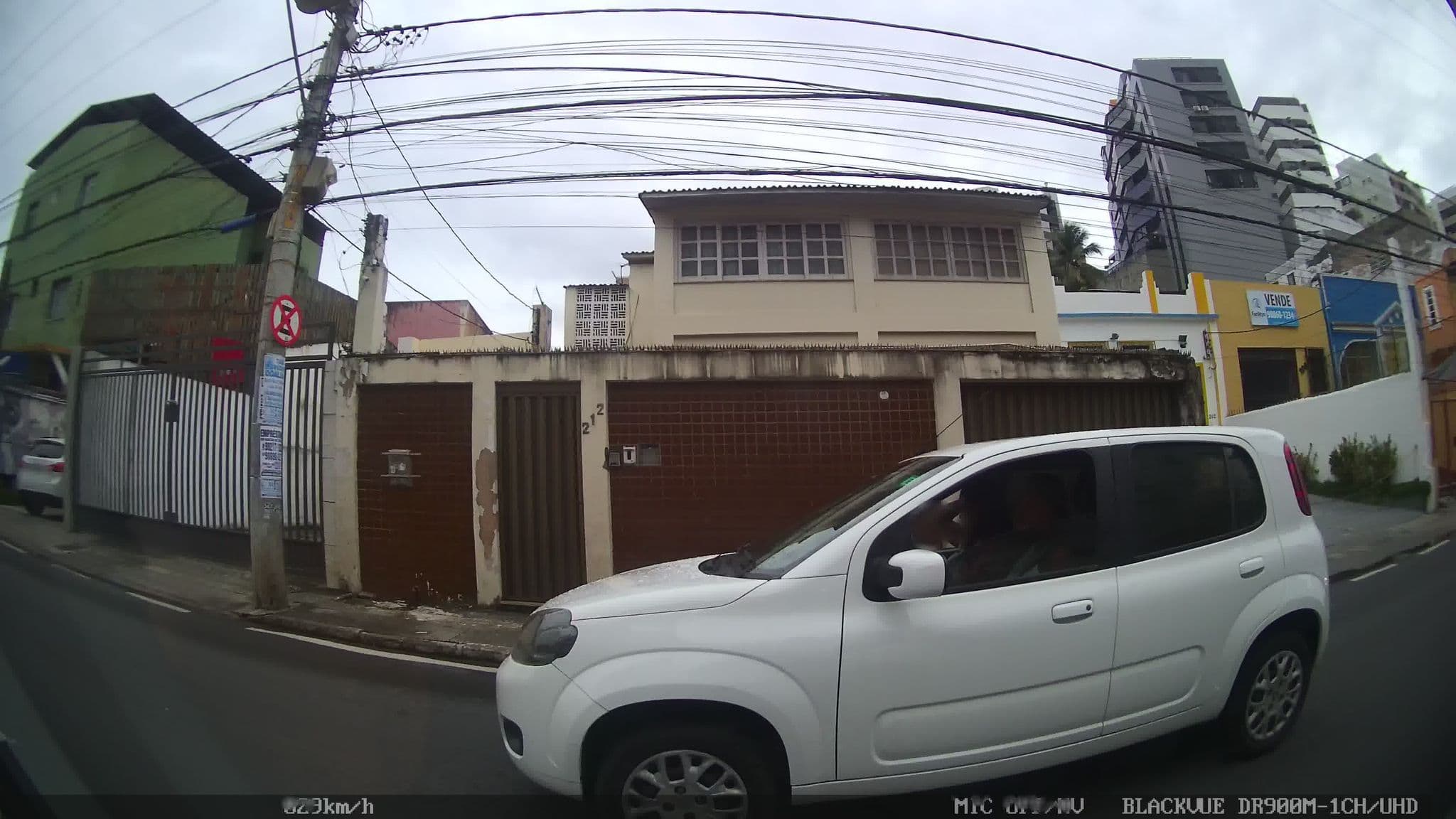 Street view near Albergue Rio Vermelho, Salvador — © kaart_2 (CC BY-SA · Mapillary)