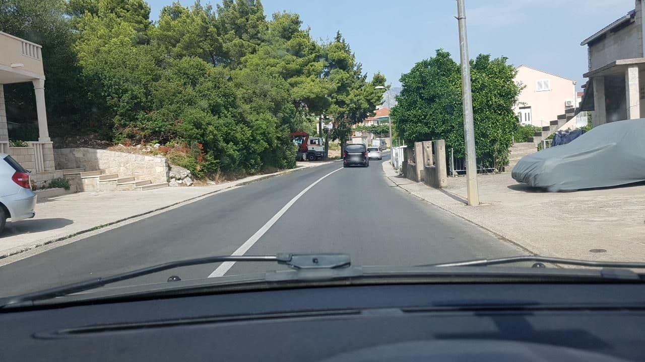 Street view near Apartmani Villa Roso, Orebić — © mik007 (CC BY-SA · Mapillary)