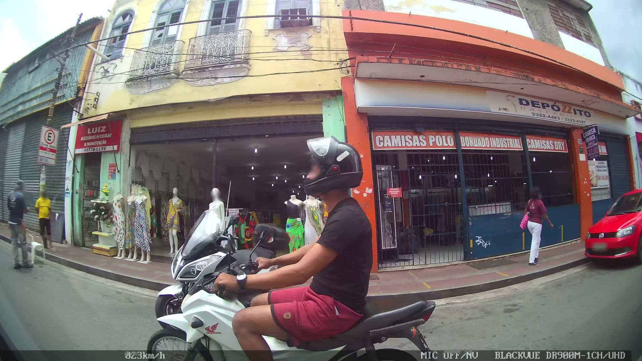 Street view near Hotel Love do Pelo, Salvador — © kaart_2 (CC BY-SA · Mapillary)