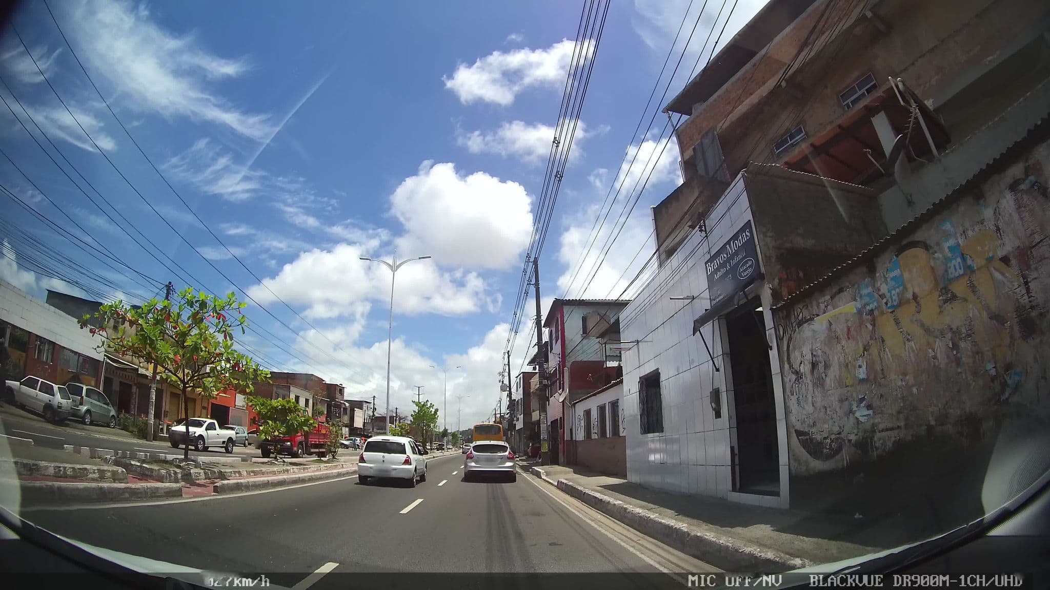 Street view near Hotel Star Love, Salvador — © kaart_2 (CC BY-SA · Mapillary)