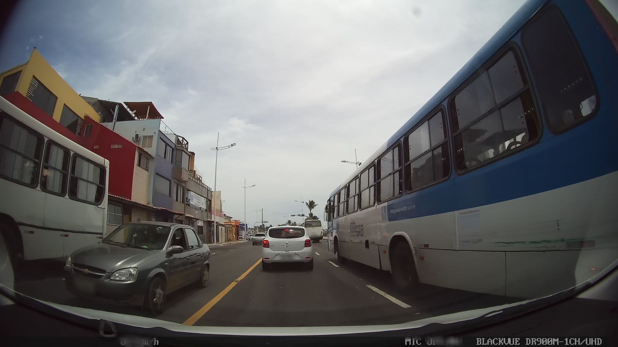 Street view near Pousada In Salvador, Lauro de Freitas — © kaart_2 (CC BY-SA · Mapillary)