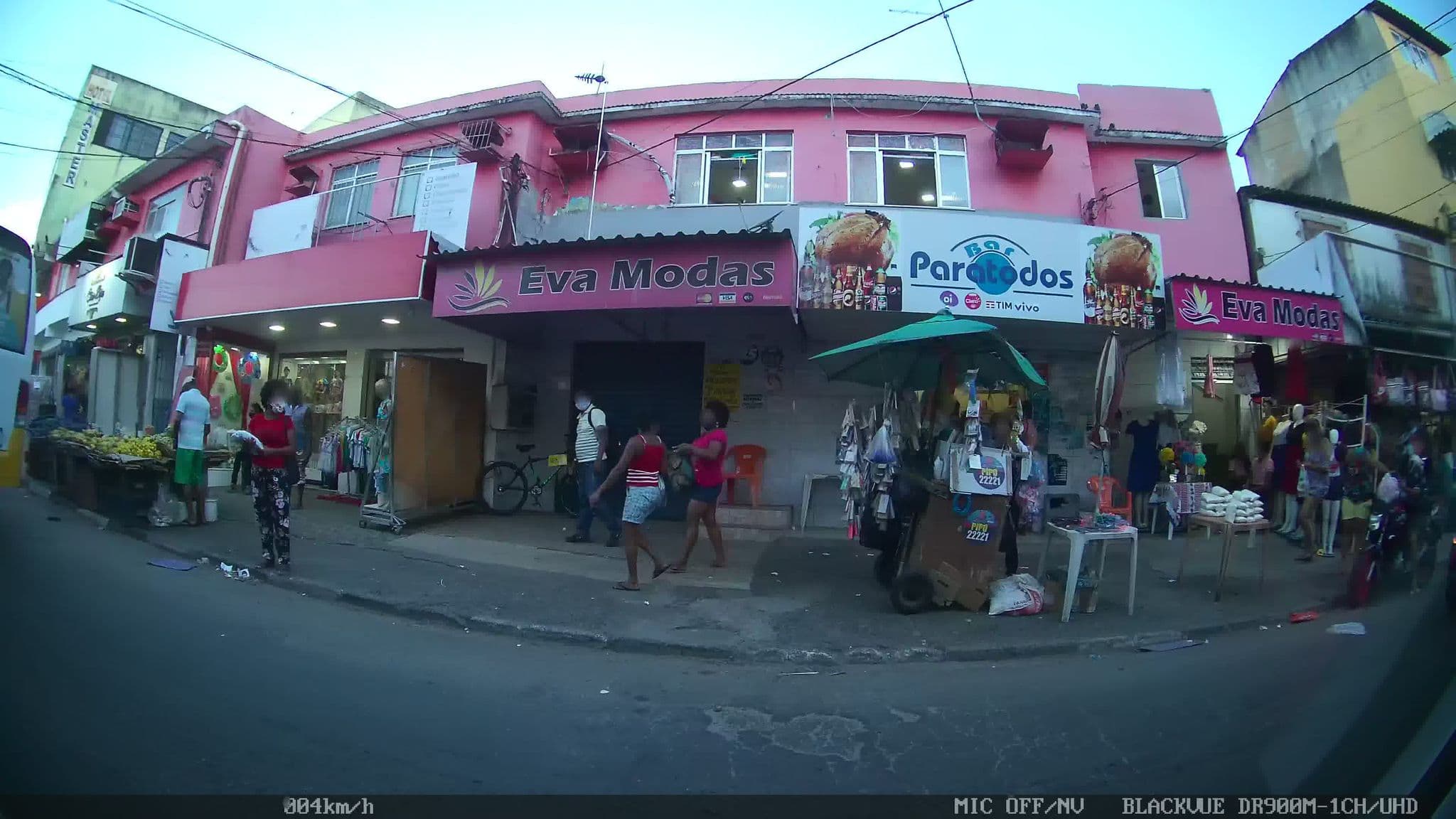 Street view near Hotel Master, Lauro de Freitas — © kaart_2 (CC BY-SA · Mapillary)