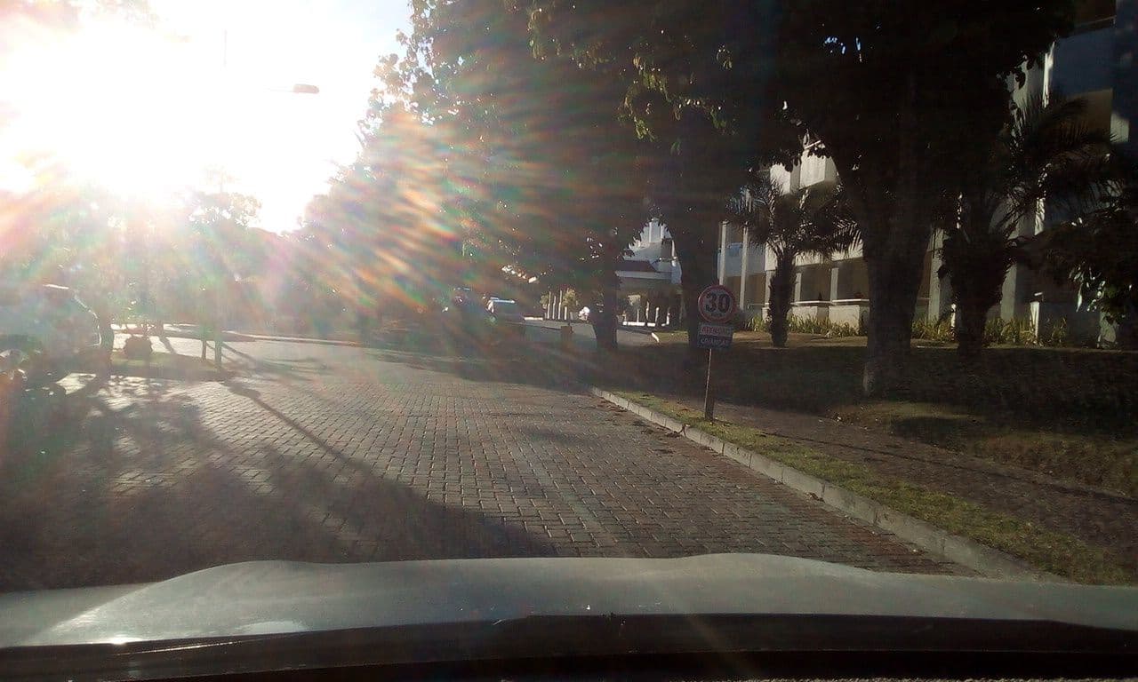 Street view near Bahia Plaza Resort, Lauro de Freitas — © fredporto (CC BY-SA · Mapillary)