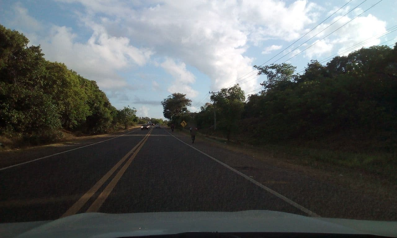 Street view near Grand Palladium Imbassaí Resort & Spa - Resorts Brasil, Itanagra — © fredporto (CC BY-SA · Mapillary)