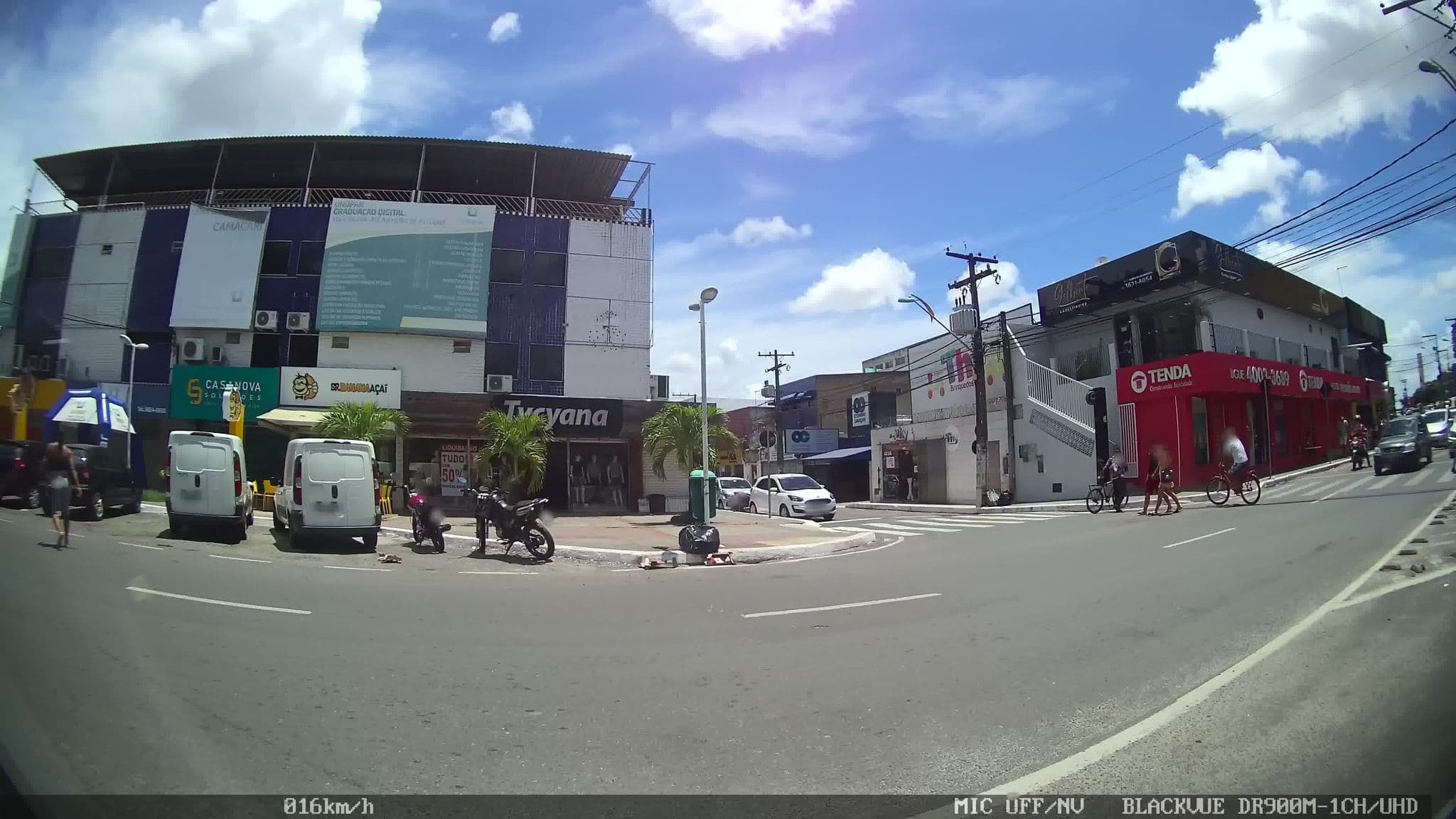 Street view near Hotel Metropolitano, Camaçari — © kaart_2 (CC BY-SA · Mapillary)