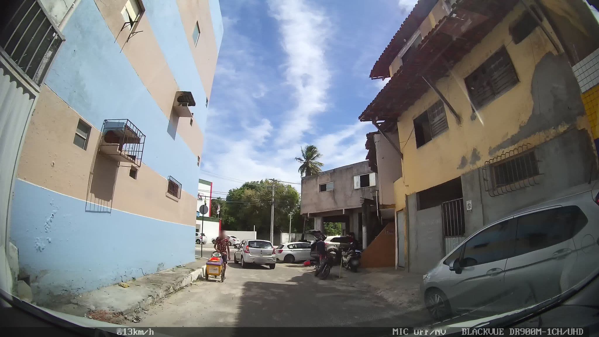 Street view near Onix Hotel, Lauro de Freitas — © kaart_2 (CC BY-SA · Mapillary)