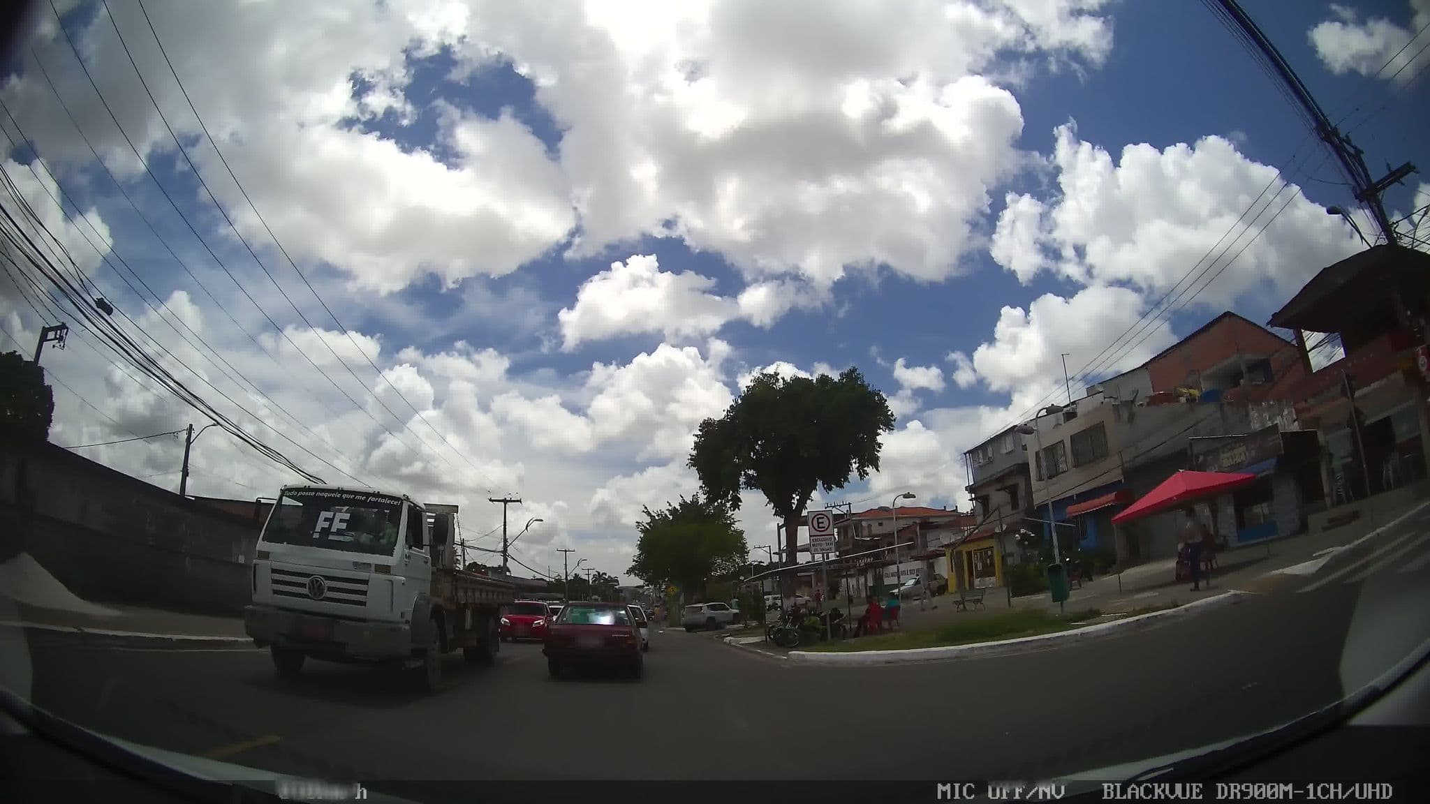 Street view near Hotel Belo Horizonte, Camaçari — © kaart_2 (CC BY-SA · Mapillary)