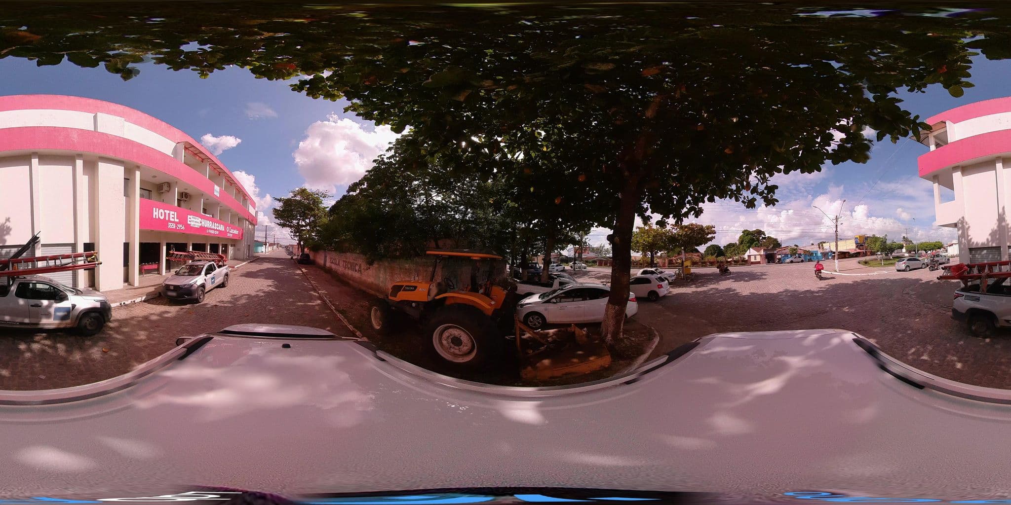 Street view near Hotel e Churrascaria O Laçador, Penedo — © topaziogms (CC BY-SA · Mapillary)