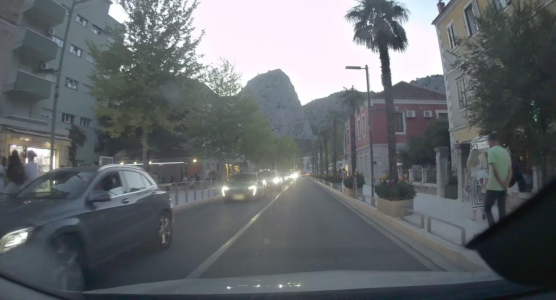Street view near Apartman Lola, Omiš — © edc22 (CC BY-SA · Mapillary)